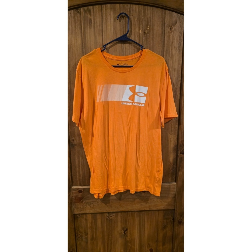 Under Armour T-Shirt Mens Size XL Orange Short Sleeve Crew Neck Graphic Comfy